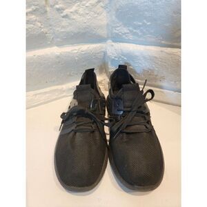 She & In Men's lace-up front wide mesh sneakers size 40 U.S 8